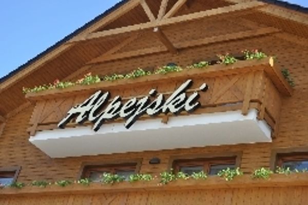 Hotel Alpejski (Polanica-Zdrój)
